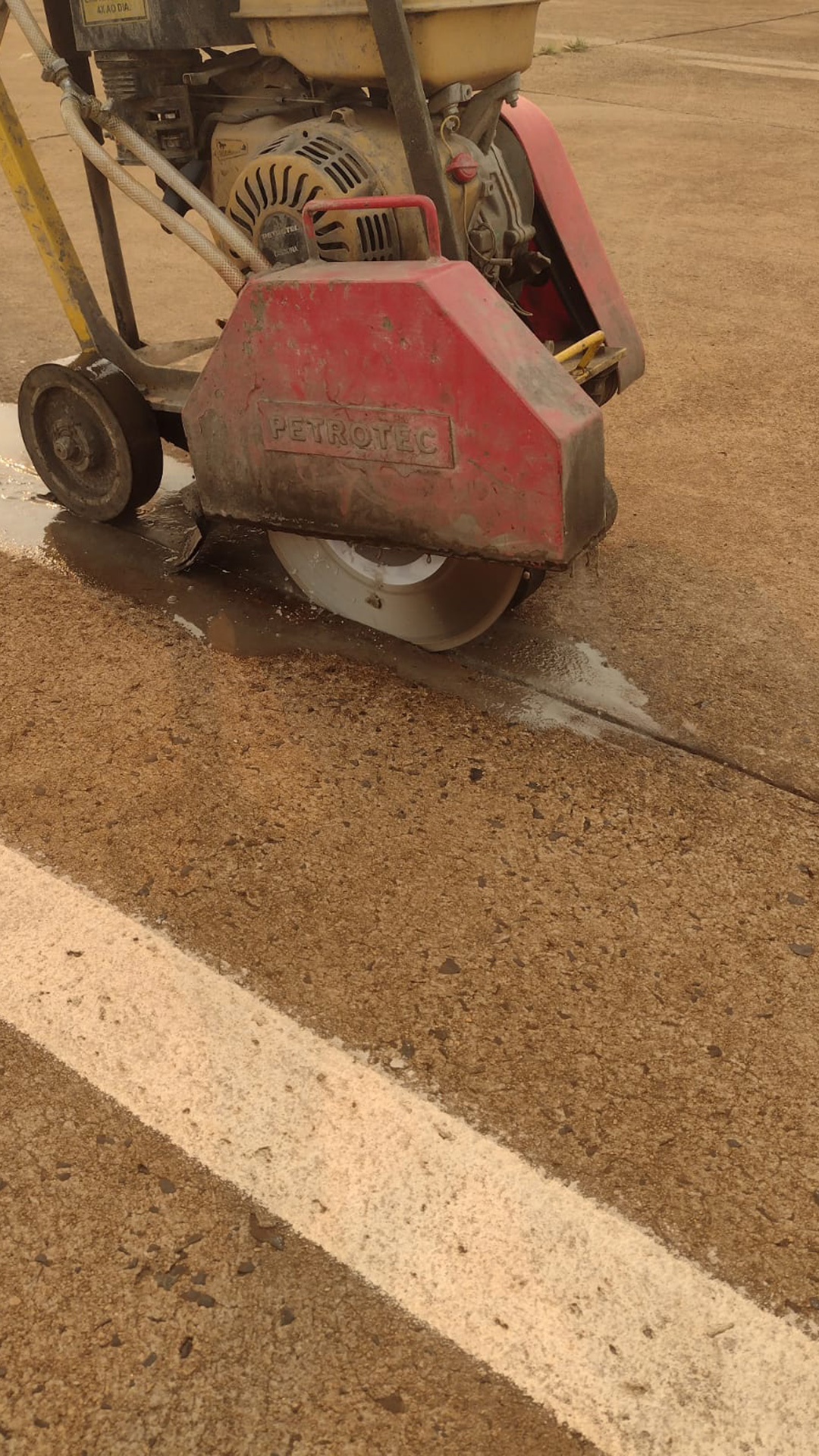 Aeroporto Estadual Dr. Leite Lopes — foto 1